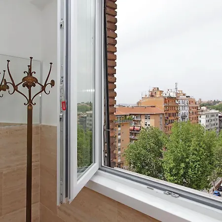 Ostiense By Halldis *