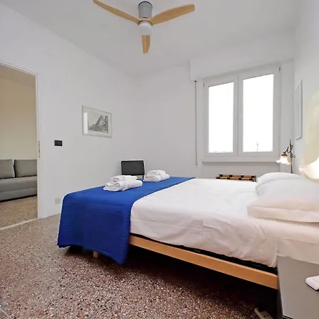 Ostiense By Halldis * Roma